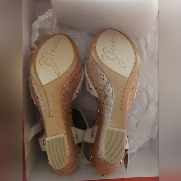 Guess wedges never worn - Picture 9 of 12